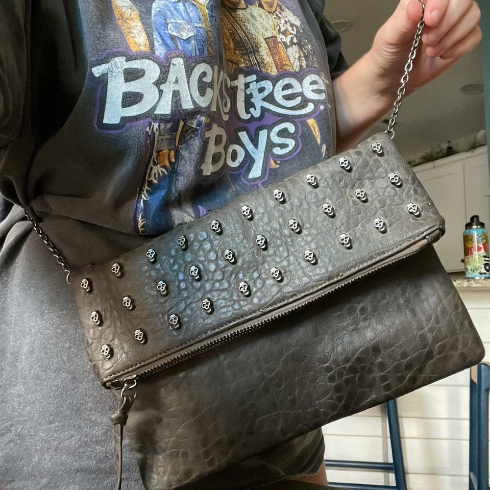 Skull purse ☠️ - Picture 5 of 5
